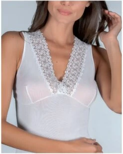 Débardeur Moretta En Fil D'Ecosse Et Dentelle 383