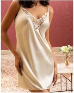Nuisette Lise Charmel Source Beauté (Ecru Nacre)