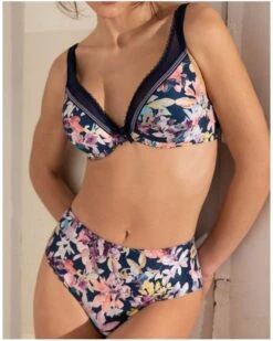 Slip Taille Haute Antigel Mille Pétales (Pétales Aquarelle) 9 Slip Taille Haute Antigel Mille Pétales (Pétales Aquarelle) -Sous Vêtement Boutique slip taille haute antigel mille petales petales aquarelle 3