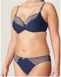 Soutien-gorge Balconnet Coupe Tulipe Prima Donna Osino (Bleu Saphire) 10 Soutien-gorge Balconnet Coupe Tulipe Prima Donna Osino (Bleu Saphire) -Sous Vêtement Boutique soutien gorge balconnet coupe tulipe prima donna osino bleu saphire 3