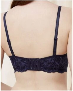Soutien-gorge Plunge Sans Armature Triumph Amourette Charm (Skyline) 8 Soutien-gorge Plunge Sans Armature Triumph Amourette Charm (Skyline) -Sous Vêtement Boutique soutien gorge plunge sans armature triumph amourette charm skyline 2