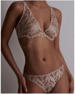 Soutien-gorge Triangle Plunge Aubade X Elie Saab My Desire (Love Affair) 10 Soutien-gorge Triangle Plunge Aubade X Elie Saab My Desire (Love Affair) -Sous Vêtement Boutique soutien gorge triangle plunge aubade x elie saab my desire love affair 3